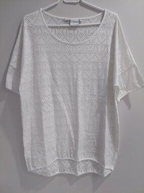 Junarose Women's Size 12/14 Eyelet Embroidery Tonic Top White